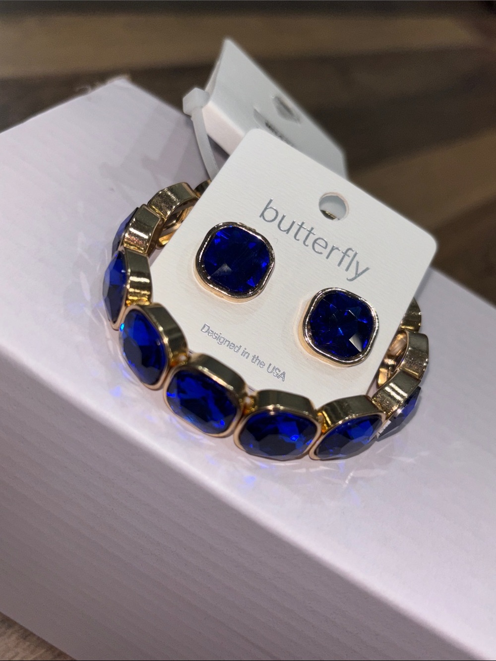 Butter Gold-Plated Bracelet and Stud Earrings Set with Royal Blue Stones